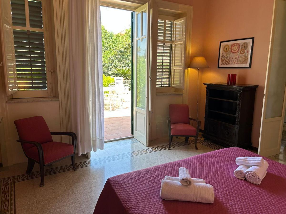 Mondello Beach Luxury Apartments Palermo Eksteriør billede