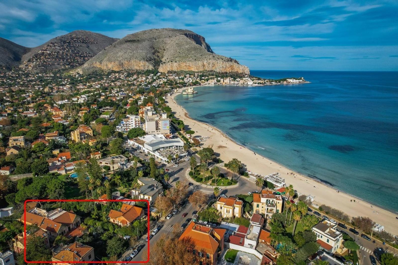 Mondello Beach Luxury Apartments Palermo Eksteriør billede